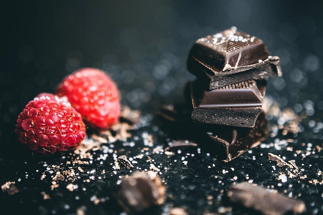 Nuts and seeds provide a pleasing crunch while increasing sirtuin activity. (Lisa Fotios/Pexels)